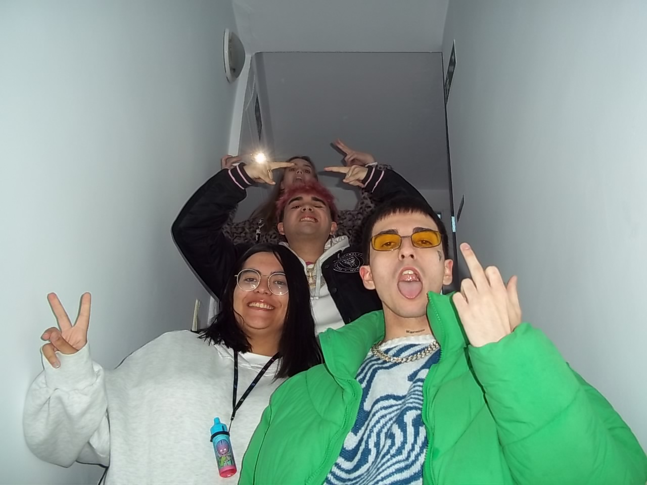 sonikoge anto gm m3ry coravi